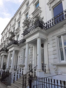 The iconic, charming white townhouses of Notting Hill