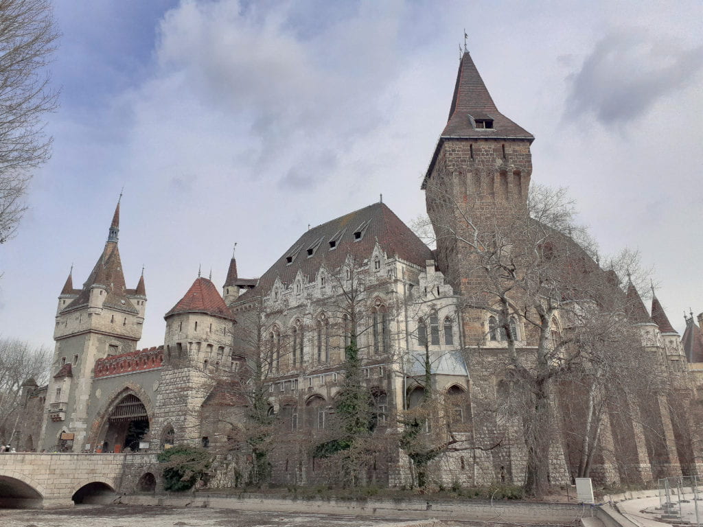 The exterior wall of the Transylvanian-esque Vajdahunyad Castle even features a bust of Bela Lugosi, the Hungarian actor best known for his portrayal of Count Dracula in the 1931 film