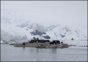 Asentamiento en la Antártica