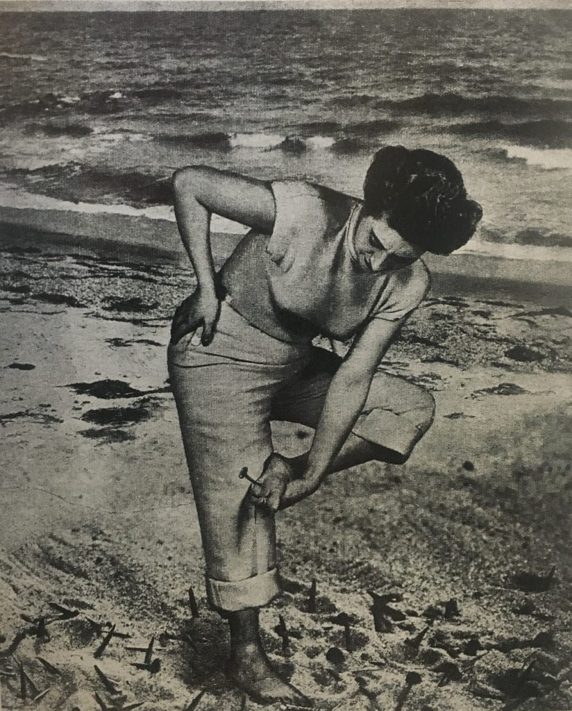 Figure 12. Grete Stern, Los Sueños de Obstáculos (Dreams of Obstacles), 1949, gelatin silver print. Published in Idilio, no. 21 (Apr. 12, 1949). Stern later changed the work’s title to Sin título (Untitled).