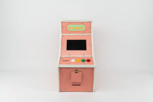 Front view of the Final Bon Appetit game console