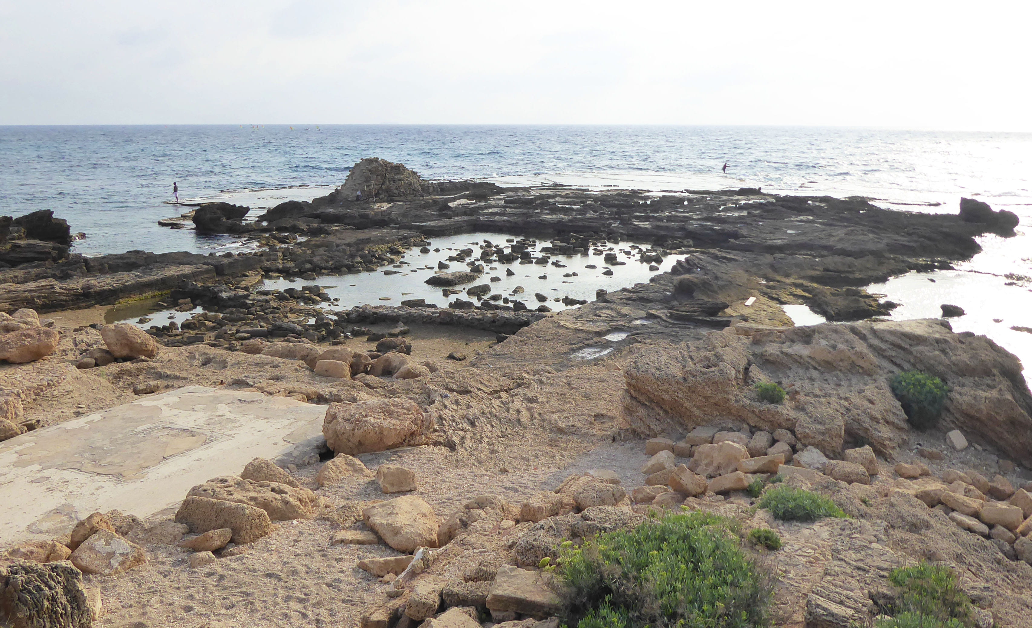 Caesarea-coastal-scene-3