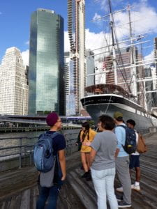 Image of Ecological Field Methods students outside in New York City.