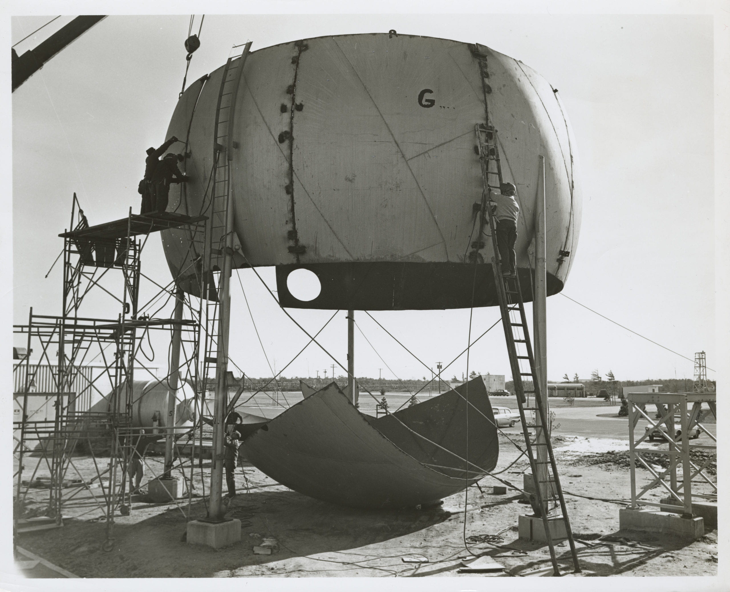 An undated photograph of a construction site for the Farmingdale campus of Brooklyn Polytechnic.