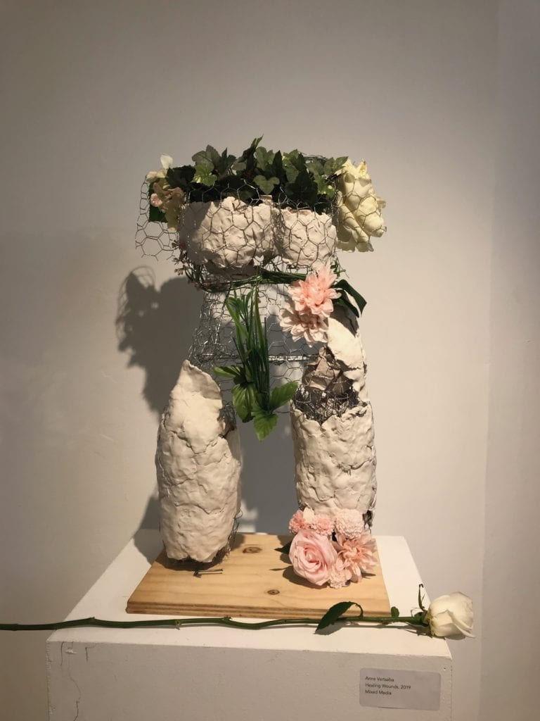 A student's sculpture on display in the gallery. 