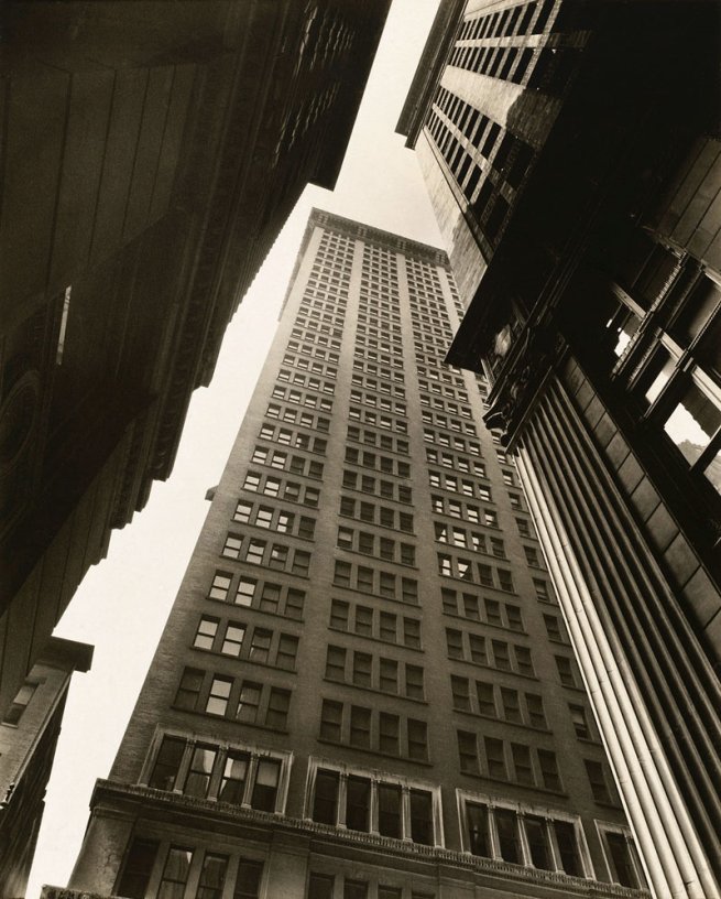 berenice-abbott-canyon-broadway-and-exchange-place-1936