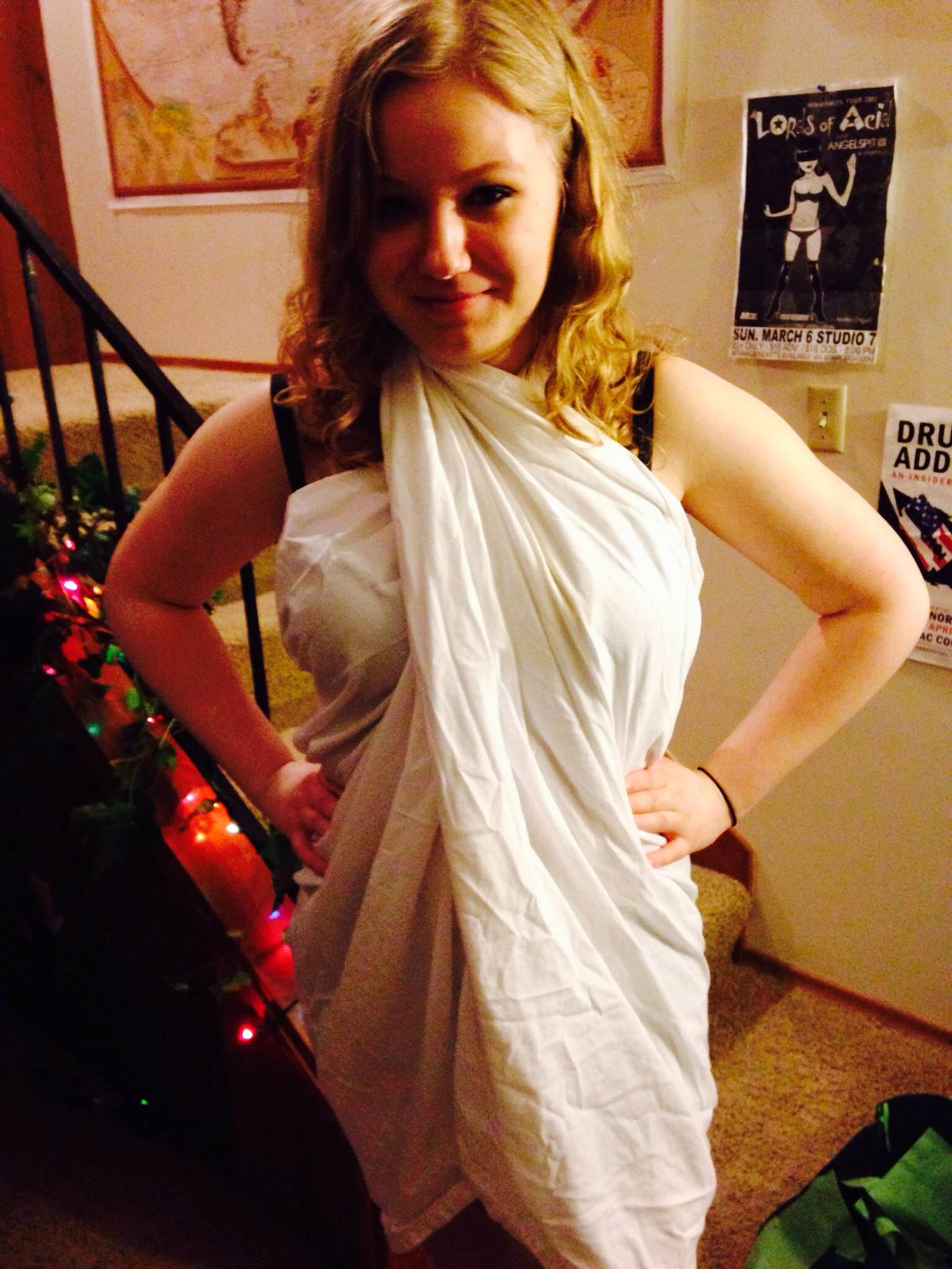 Maggie Degman selfie #31 toga (2/7)